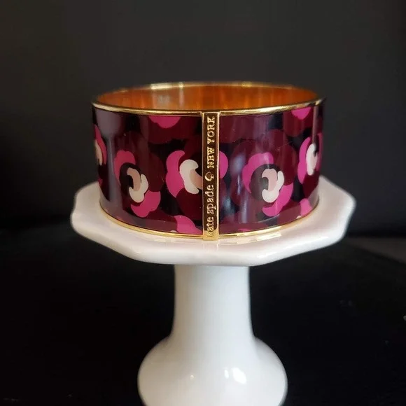 Kate Spade New York Floral Enamel Bangle Bracelet Burgundy Pink Gold Tone Wide - Picture 2 of 6